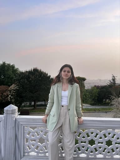 Melisa Güngören